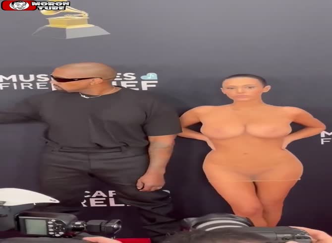 Video :The buzz of town is Bianca Censori's bold Grammy Awards ensemble